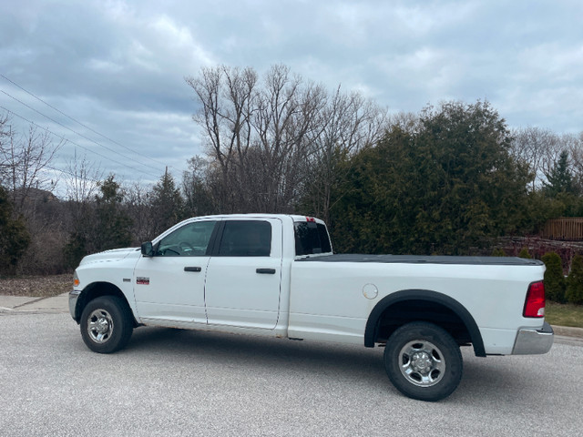 2012 ram 2500 crew cab in Cars & Trucks in Markham / York Region - Image 4