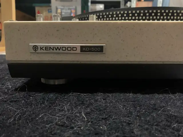 Kenwood KD-500 Turntable in Stereo Systems & Home Theatre in Calgary - Image 3