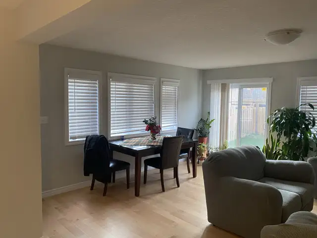 RENT A ROOM A FEMALE in Long Term Rentals in Kitchener / Waterloo - Image 10