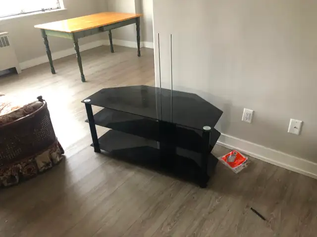 3 piece set, 2 couches and a chair. in Couches & Futons in City of Toronto - Image 6