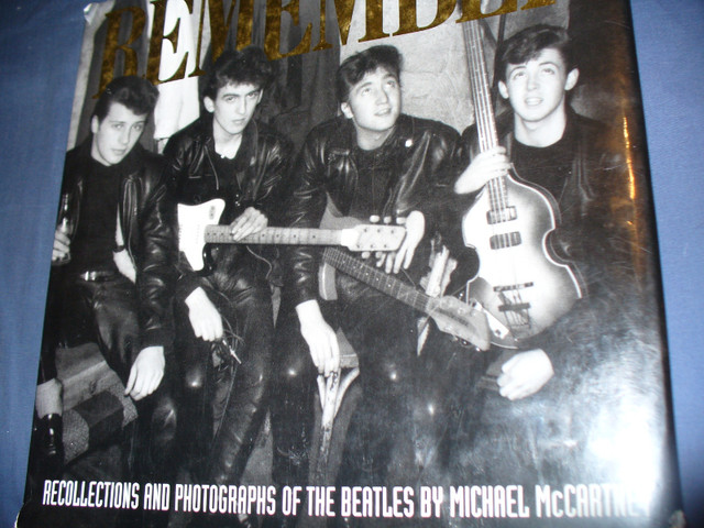 Remember: The Recollections and Photographs of the Beatles dans Essais et biographies  à Ville de Montréal