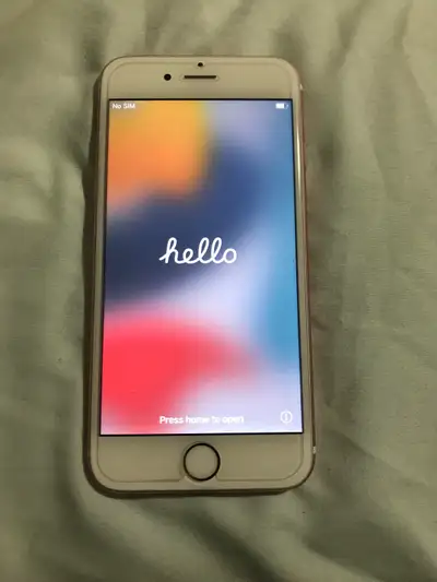 Selling this iPhone 6s because I don’t have use for it works well located Taber AB
