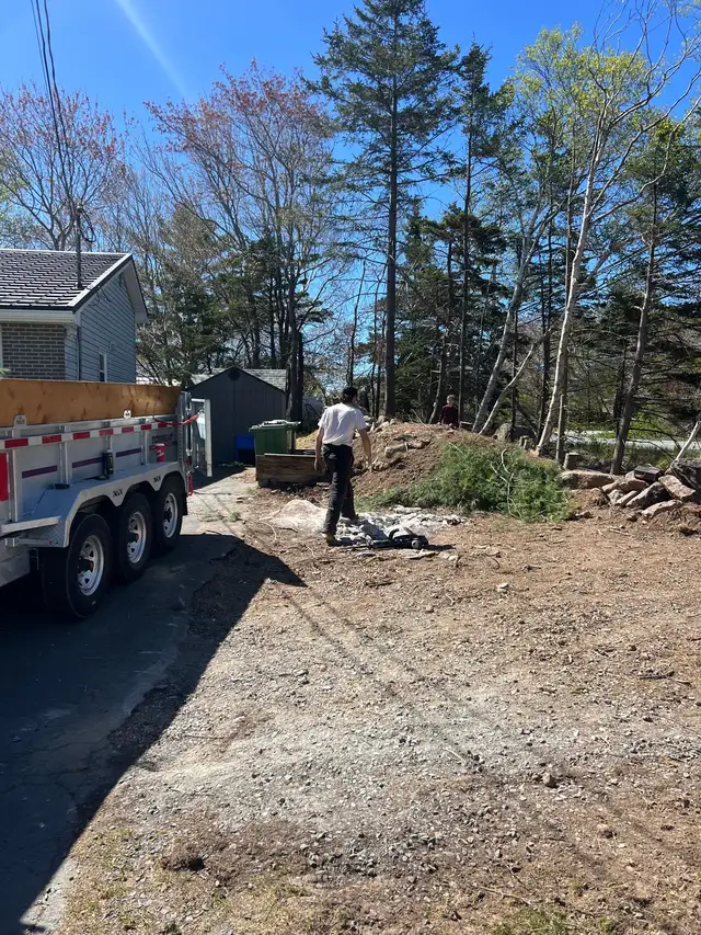 trailer services  in Other in City of Halifax - Image 2