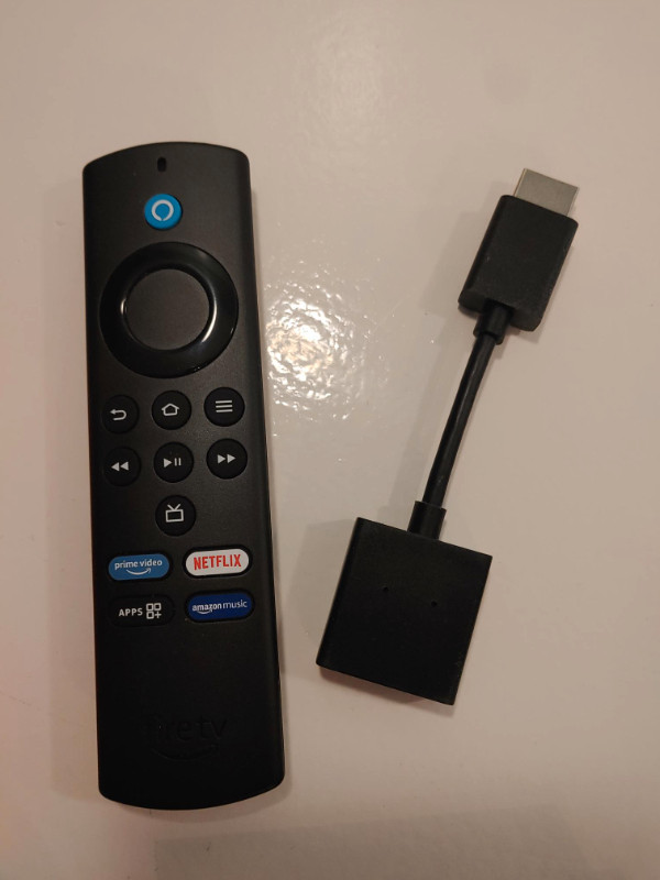 Amazon Fire TV Stick Lite avec Télécommande vocale Alexa | Lite dans Accessoires pour télé et vidéo  à Ville de Montréal - Image 4