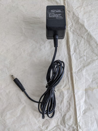 Switching AC/DC Power Adapter Charger Model : GE061B-0505