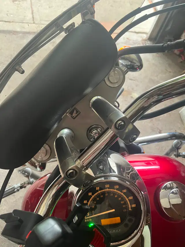 2008 Honda Shadow in Street, Cruisers & Choppers in Edmonton - Image 9