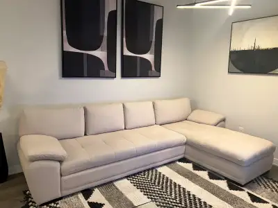 Palliser Sectional, View more