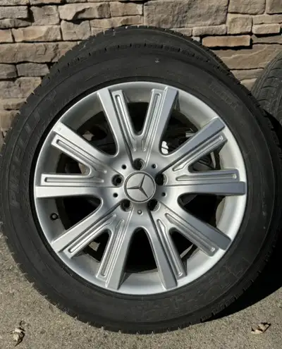 Perelli snow and ice winter tires. 255/50R19/107H Used on Mercedes Benz GLE. Good for one more seaso...