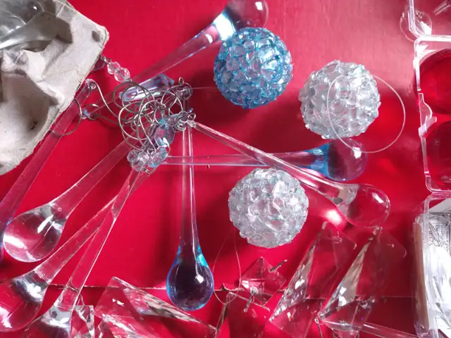 Chandelier Crystal Glass Teardrop Prisms Replacement Parts in Indoor Lighting & Fans in City of Toronto - Image 6