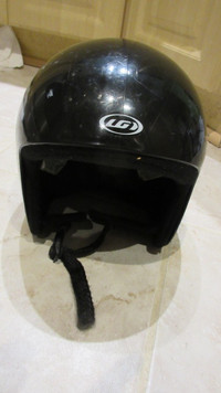 Black LG snow sport helmet medium