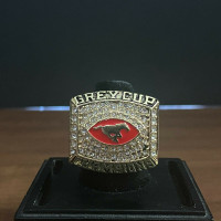 CALGARY STAMPEDERS 2001 C.F.L GREY CUP CHAMPIONSHIP RING