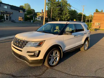 Ford explorer 2016 2e propriétaire Entretien à jour effectué chez Ford Aucun accident Très bon état...