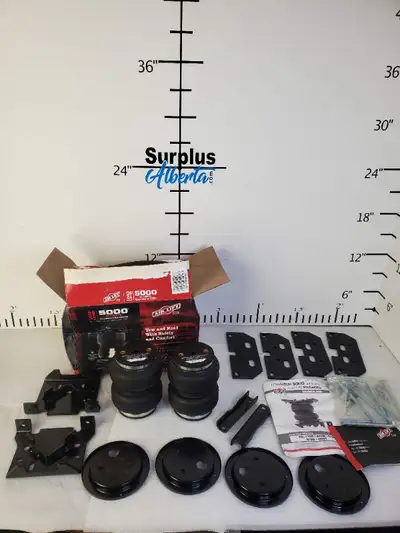Air Lift 88205 LoadLifter 5000 ULTIMATE Air Spring Kit ****Missing Air Hoses**** This is brand new i...