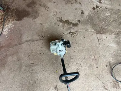 Echo GT200R string trimmer, View more