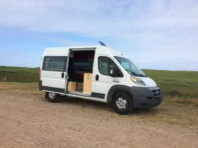 2014 PROMASTER 2500, 234 000 KM, Prix demandé : 42 500$ Après avoir touché aux deux océans et traver...