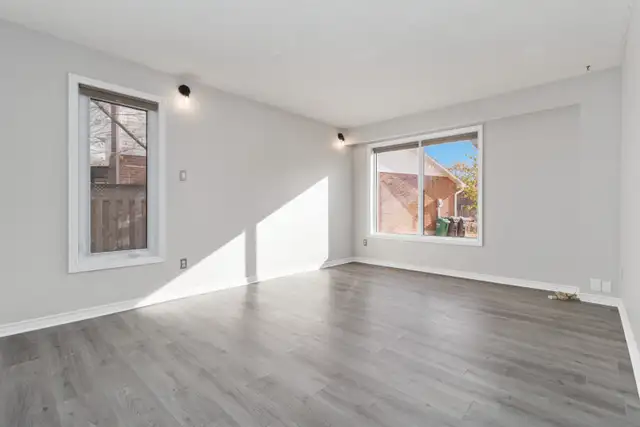 End-Unit Townhome with Basement for Rent in Heart Lake East in Long Term Rentals in Mississauga / Peel Region - Image 4