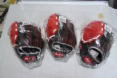 Rawlings Baseball Glove 10" Ages 5 - 7 FOR RIGHT HAND, View more