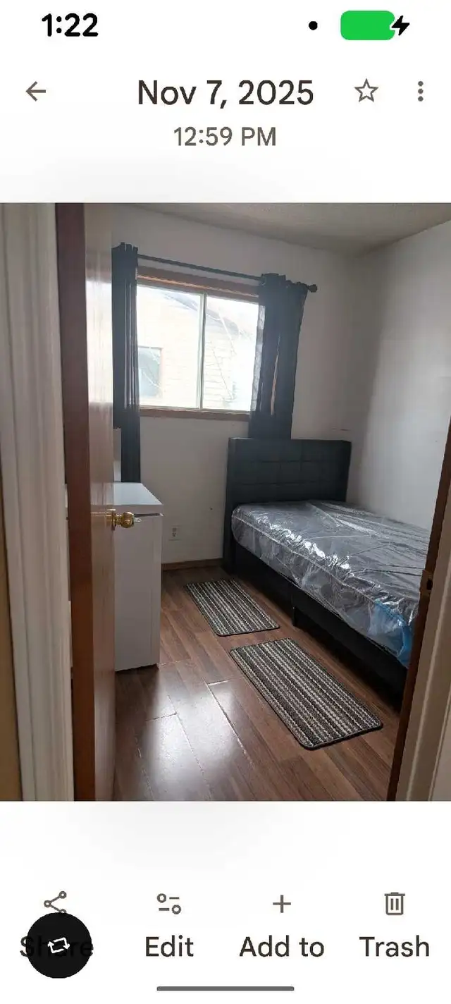 ROOM FOR RENT