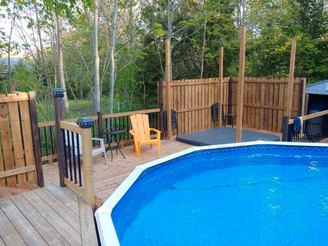Pool/hot tub and deck with heat pump and all accessories in Hot Tubs & Pools in City of Halifax - Image 2