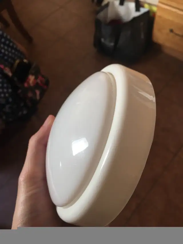 Tap push light button in Indoor Lighting & Fans in Mississauga / Peel Region - Image 4