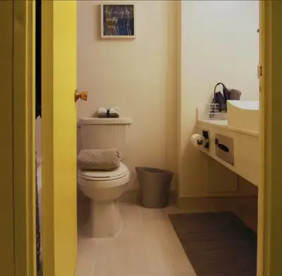 Toronto College Station Apt. Sublet (7/20 ~ 8/20)