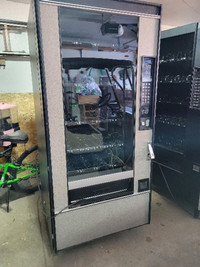 Crane 158D vending machine