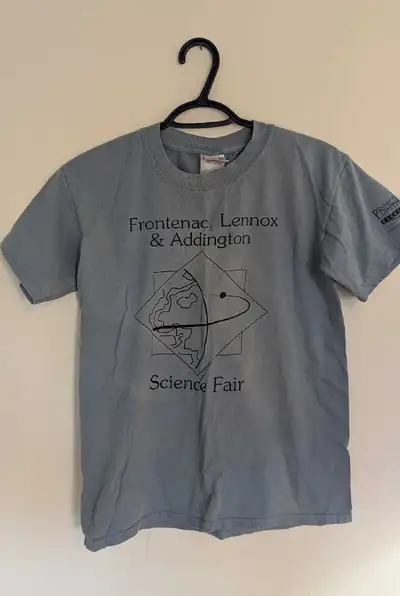 2001 Canada-Wide Science Fair T-shirt - Youth Size Small, View more