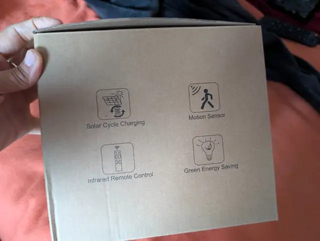 Brand New in Box – Solar Shed Light With Remote in Outdoor Lighting in City of Toronto - Image 4