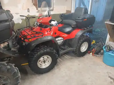 2005 honda 500trx rubicon trail edition - new tires -new rear end -comes with plow - HAS broken rod...