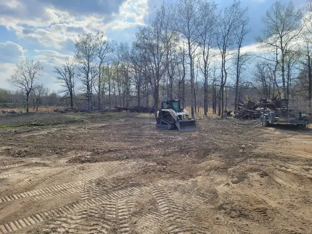 Mini excavator services531645836790353926
