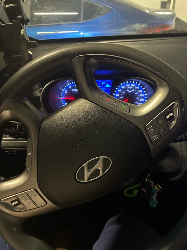 Hyundai Tucson in Cars & Trucks in Mississauga / Peel Region - Image 4