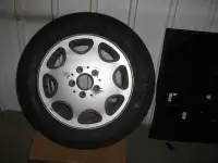 Mercedes E320 1994 195/65R15 94T Spare tire on rim