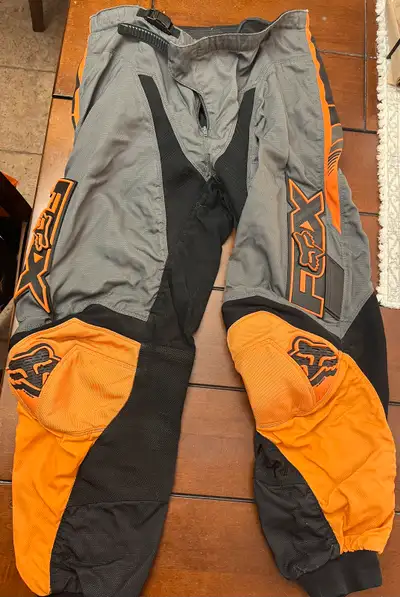 Fox 180 pants . Great shape . Size 36