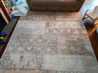 Beautiful 8 x 10” West Elm Cadiz flat weave patchwork wool rug
