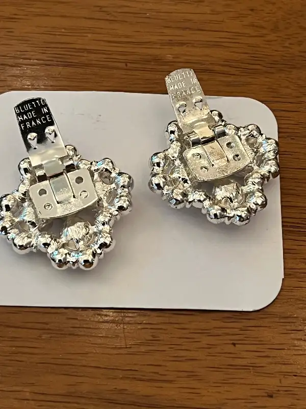 Vintage shoe clips rhinestones in silver tone $10.00 in Jewellery & Watches in Saskatoon - Image 3