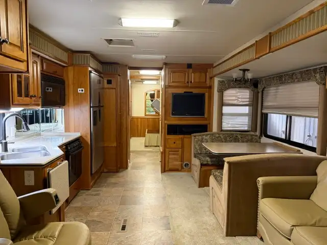 2008 Triple E