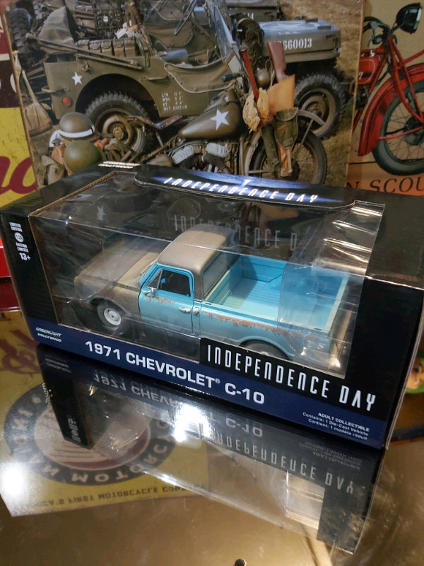 Diecast Cars & Trucks 1:24 th Scale 
Chevrolet  in Toys & Games in Hamilton - Image 3