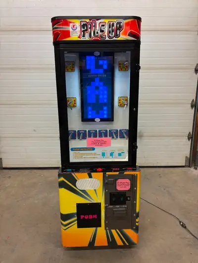 Pile Up / Stacker Arcade Vending Machine (Used) Coin Acceptors accept Loonies & Toonies Machine func...