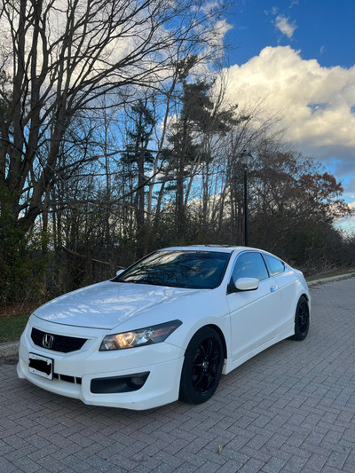 2010 Honda Accord Coupe EX-L W/Navi and HFP 