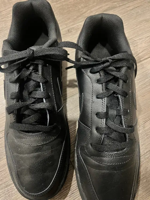 MENS BLACK NIKE SNEAKERS  in Men's Shoes in Edmonton - Image 7