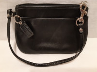 Women's small black Coach genuine leather wtistlet/Change Purse