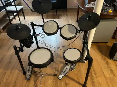 Alesis Nitro Max drum kit, View more