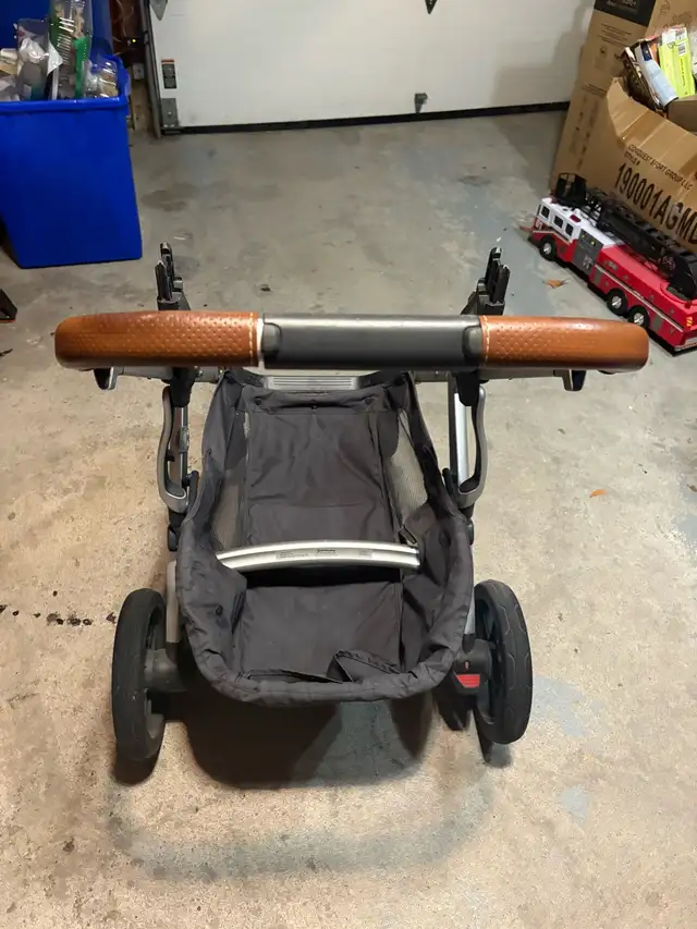 Uppababy Vista Double Stroller in Strollers, Carriers & Car Seats in Markham / York Region - Image 3