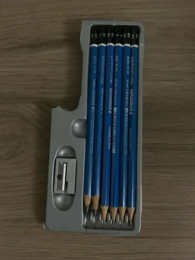 Drawing Pencils64840224007809120