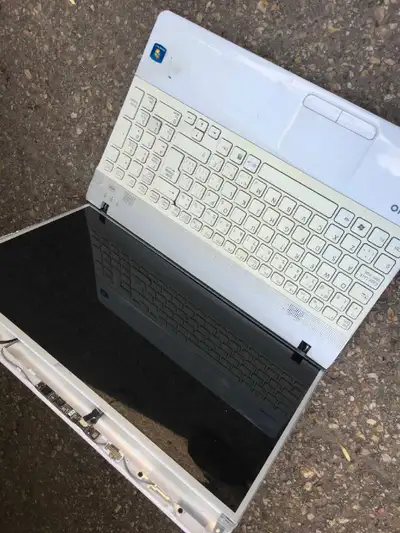 Toshiba Vaio Labtop, View more