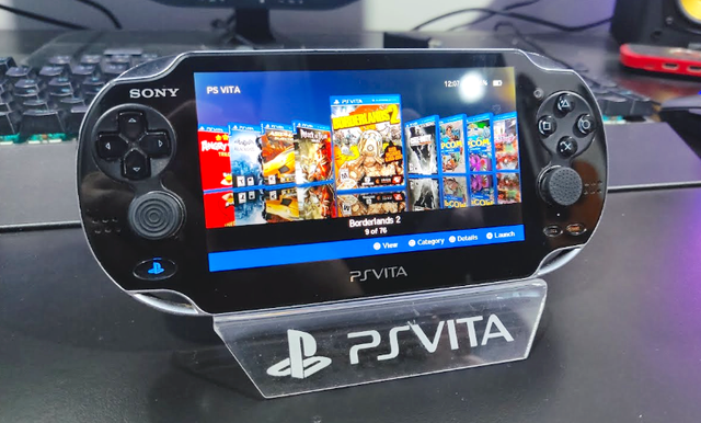 Playstation PS VITA OLED 1000 PSVITA MODDED 999+ Games on SD in Sony PSP & Vita in City of Toronto - Image 2