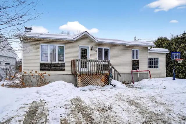 WOW ! BUNGALOW 5 CAC AVEC TERRAIN DE 44 708 PC !