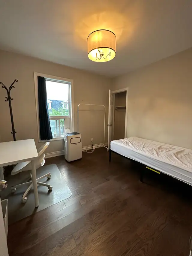 Room for rent
