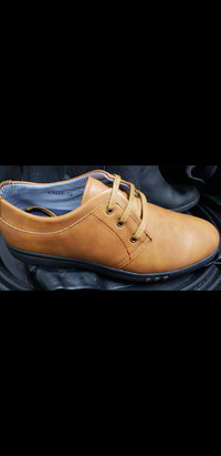 New men shoes Sz 10