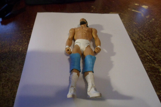 Damien sandow Wrestling figure wwe wwf mattel 2011  Basic Series dans Art et objets de collection  à Victoriaville